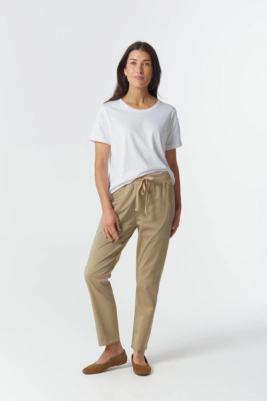 Vine Cropped Jogger
