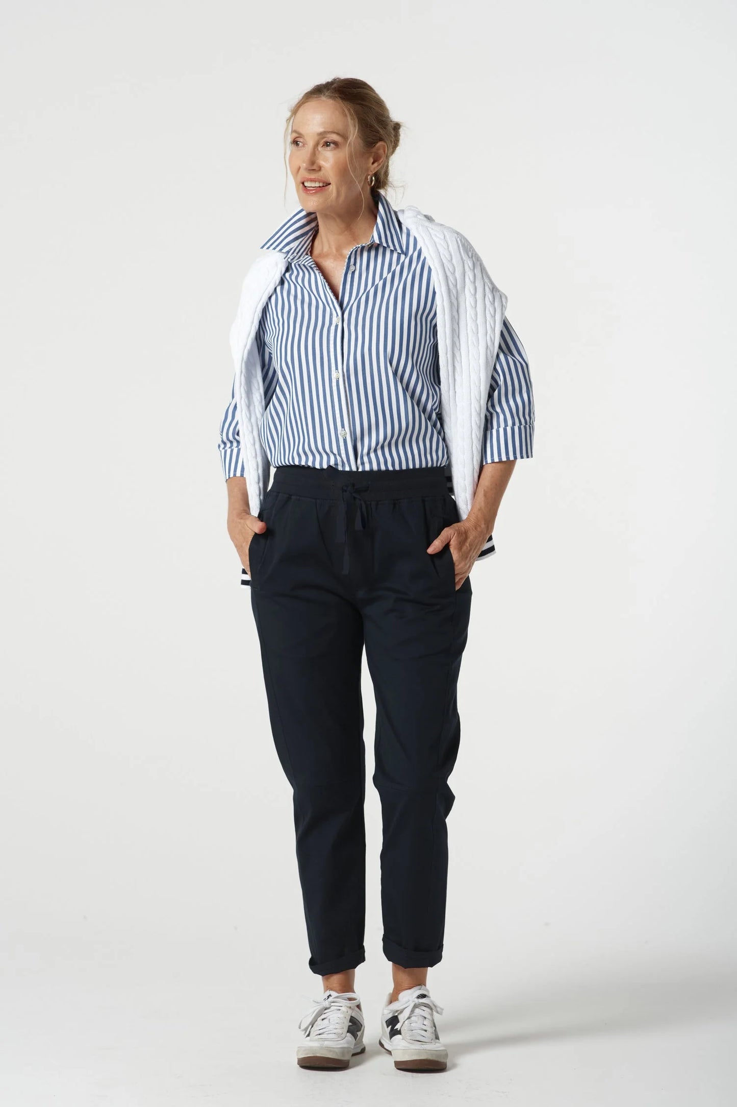 Vine Cropped Jogger