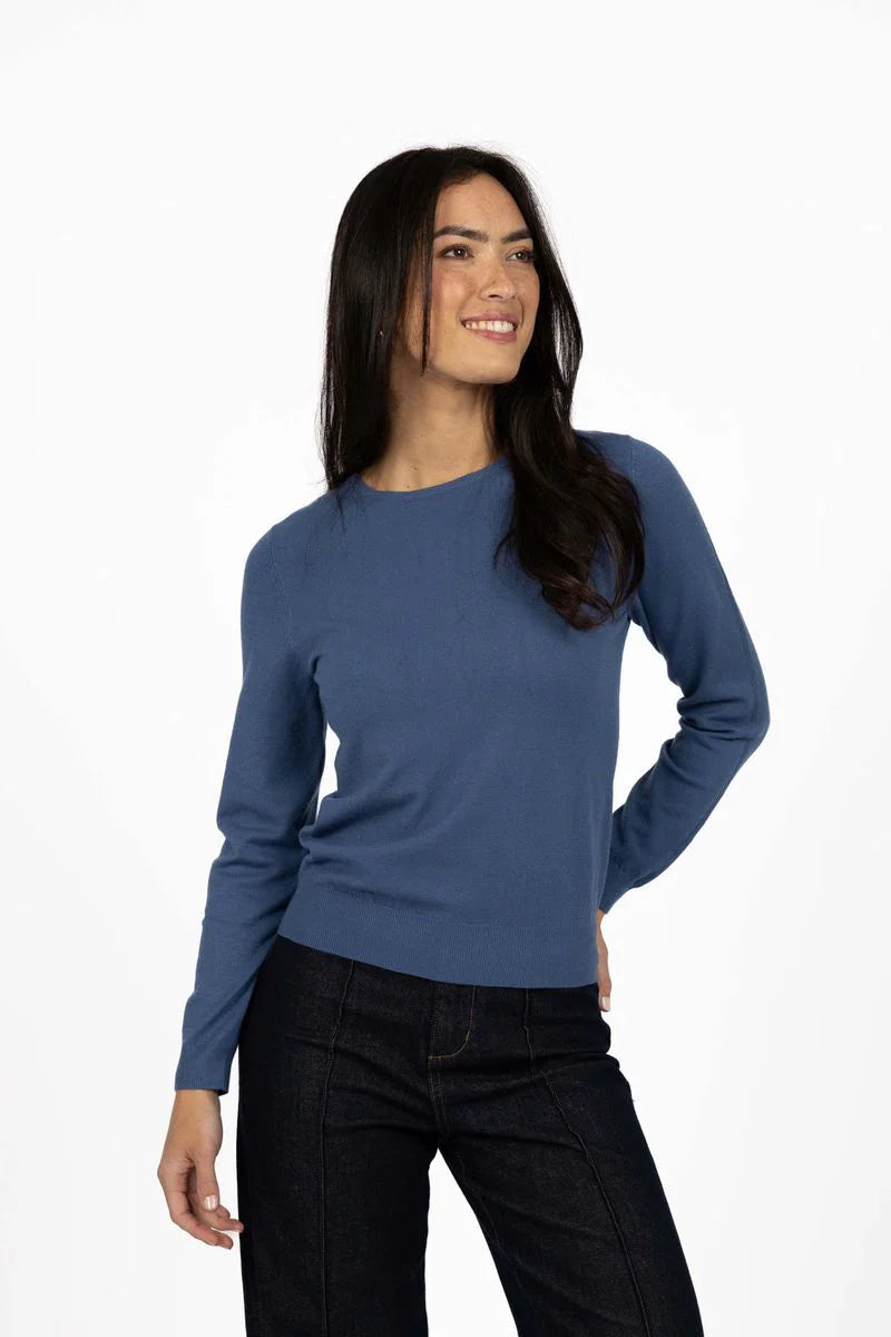 Mae Jumper