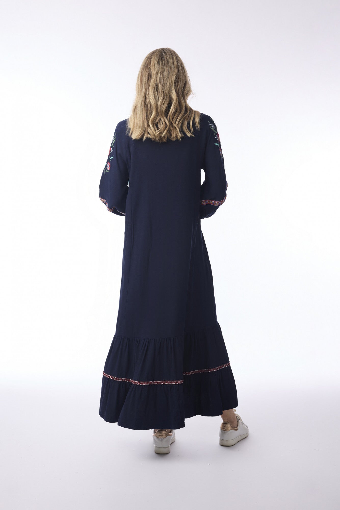 Ivanova Dress Maxi Embroidered